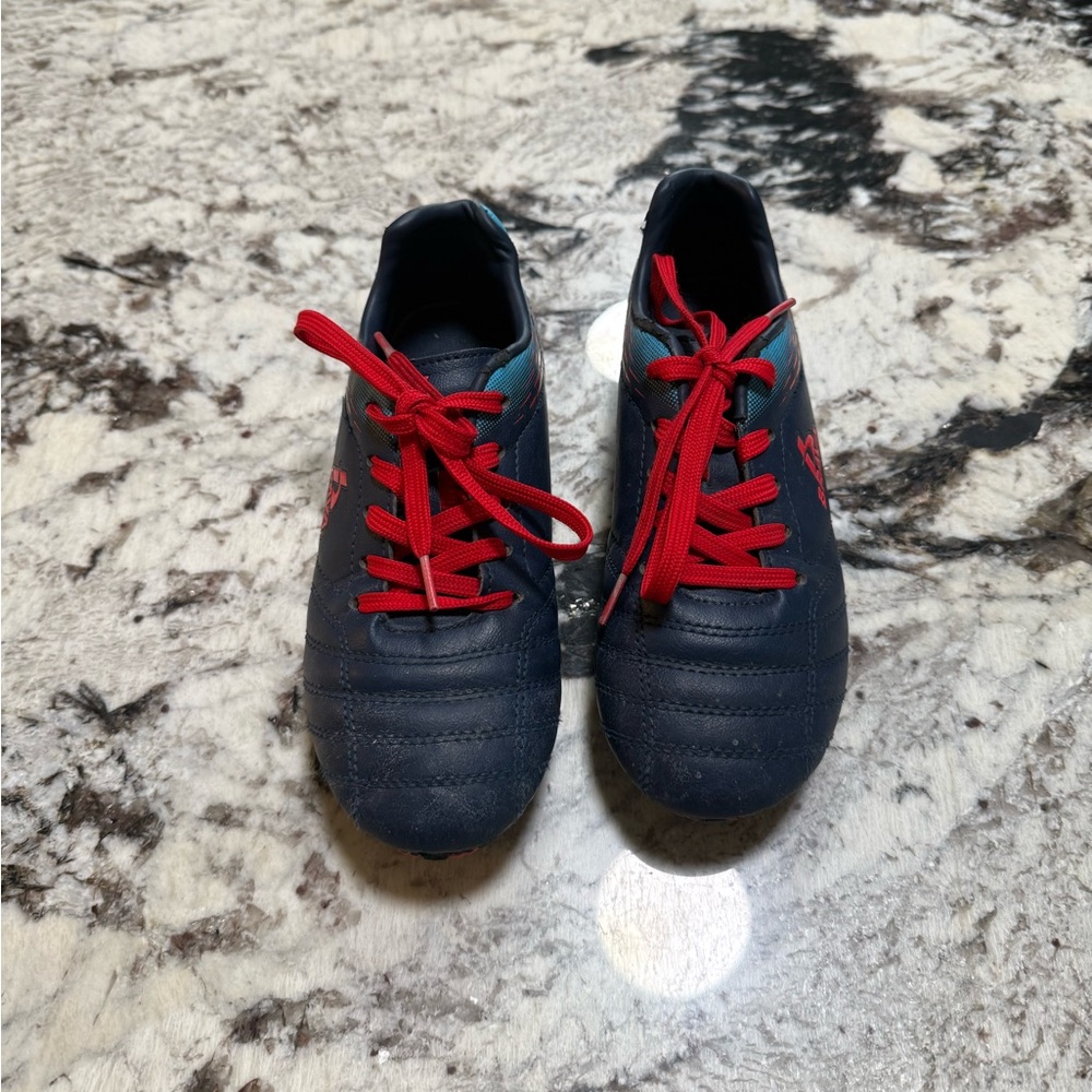 Blue and Red Soccer Cleats Boys with Textured Upper and Low-Top Design
